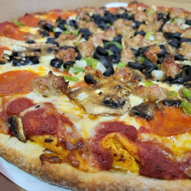 King Supreme Pizza.